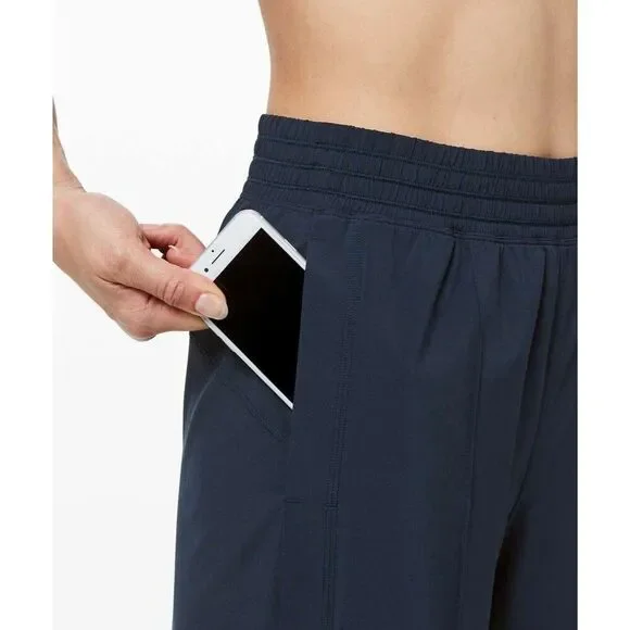 Lululemon Wanderer Culotte.True Navy. Womens. Sz 2 - Picture 12 of 16